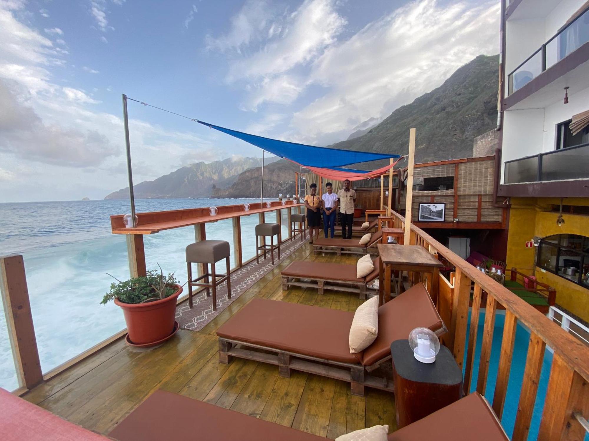 Tienne Del Mar Hotel Paul Exterior photo